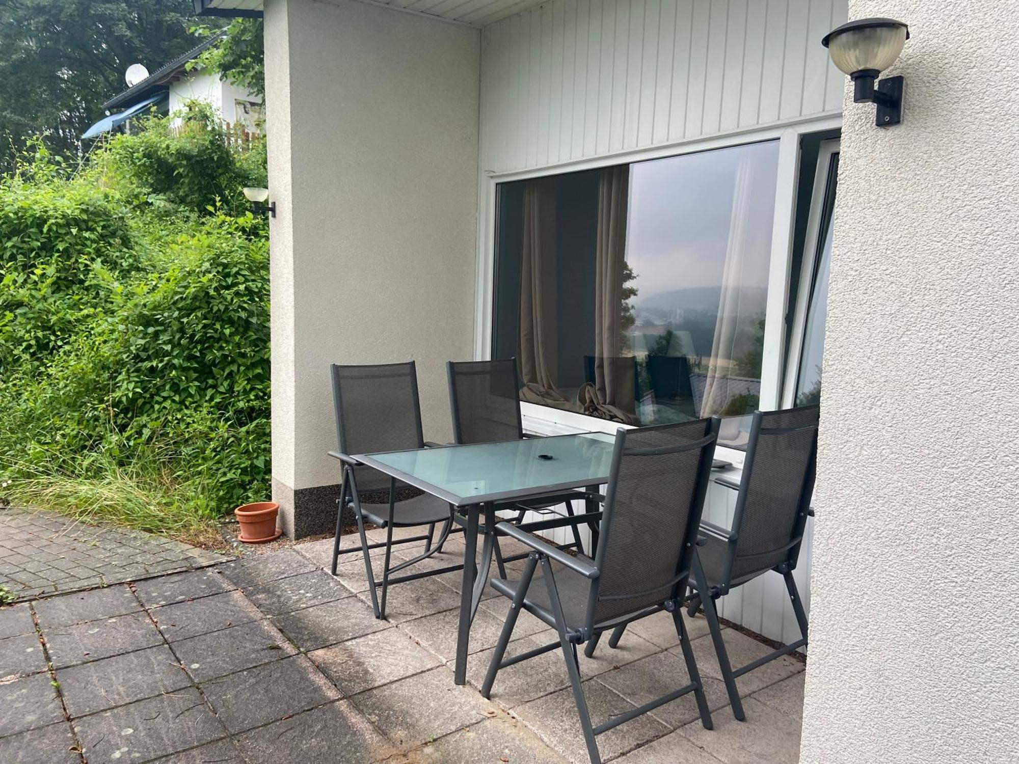 Traumhaftes Ferienhaus Husen Экстерьер фото
